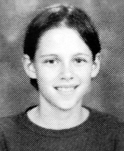 Kristen+as+a+young+girl+hBW3bO9ra6vl-1